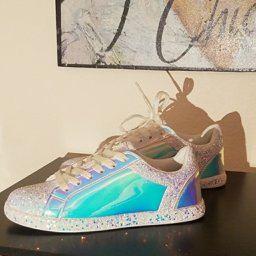 ⬇💥LAST PAIR!💥SALE!💥 💕Holographic Sneakers - Picture 4 of 4